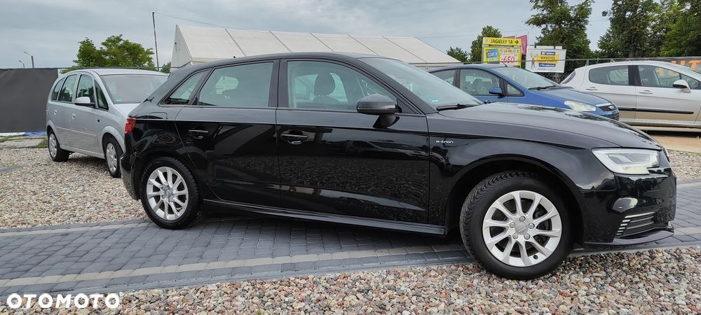 Audi A3 Sportback - 15