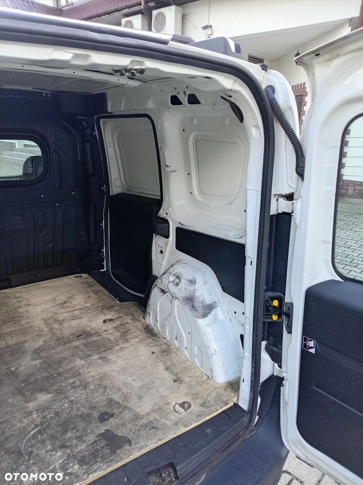 Opel Combo - 26