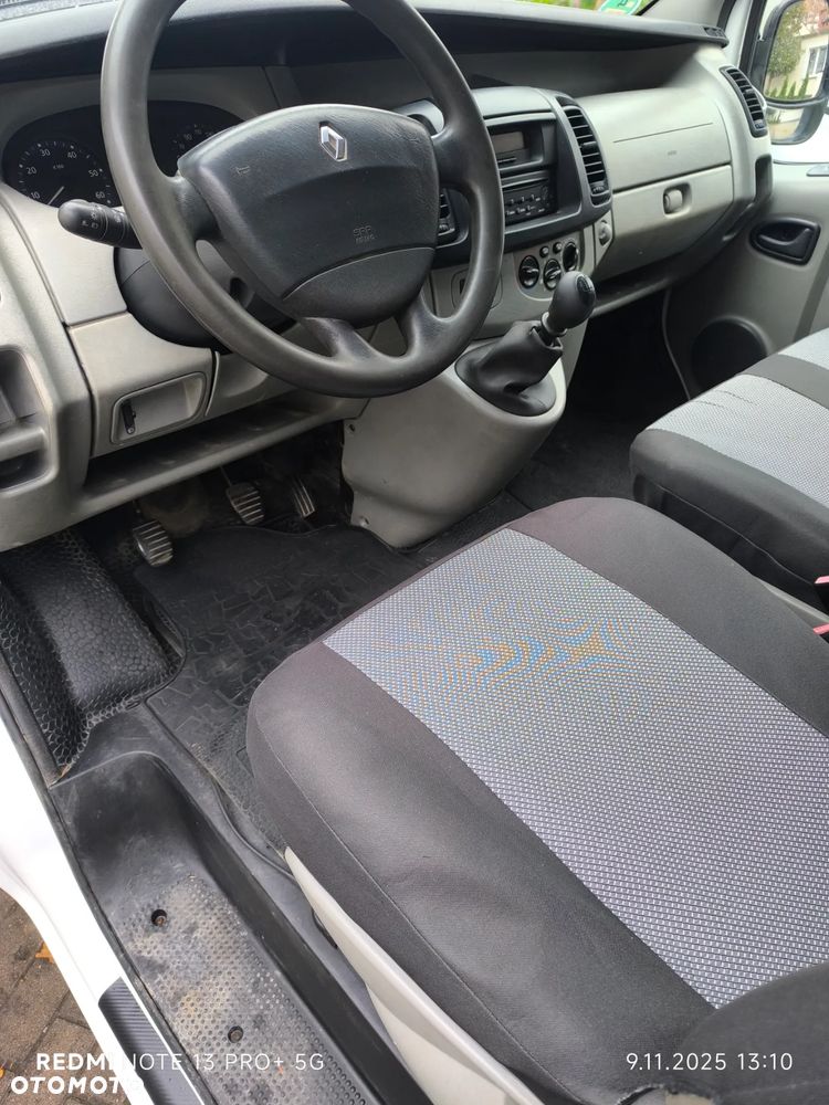 Renault Trafic - 13