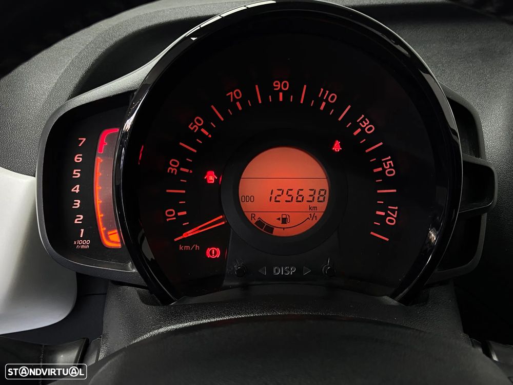 Peugeot 108 Top! 1.2 PureTech Allure - 15