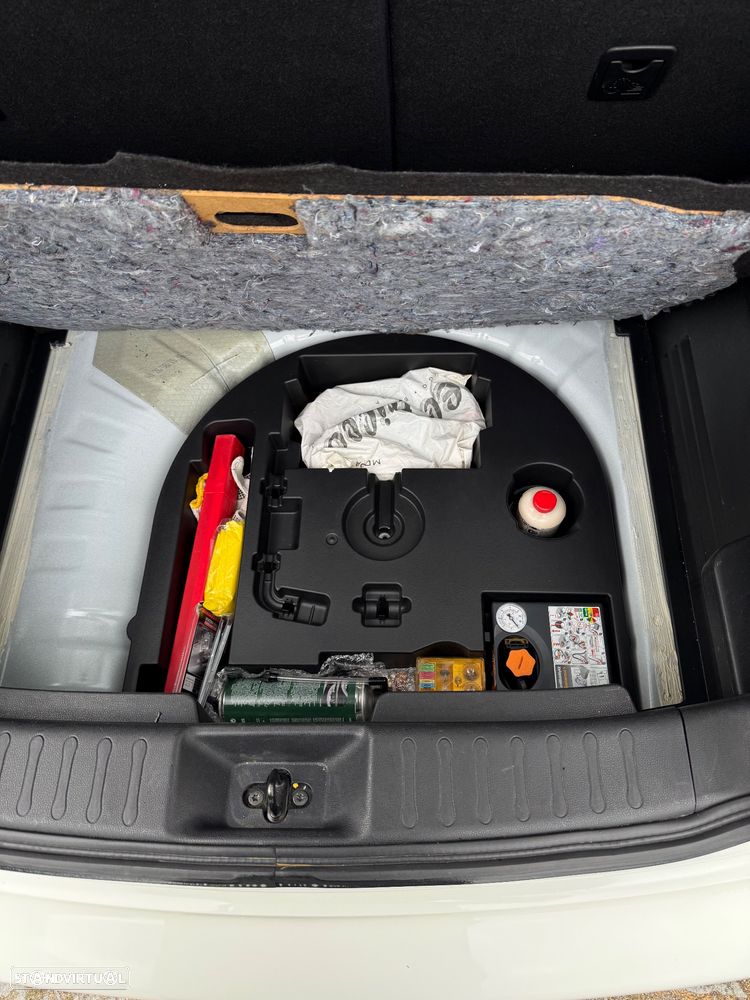 Nissan Juke 1.5 dCi N-Connecta - 30