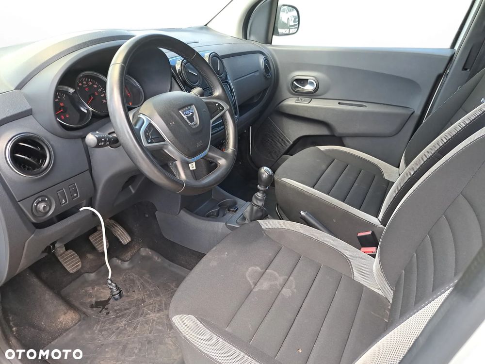 Dacia Lodgy 1.5 Blue dCi Stepway S&S - 12