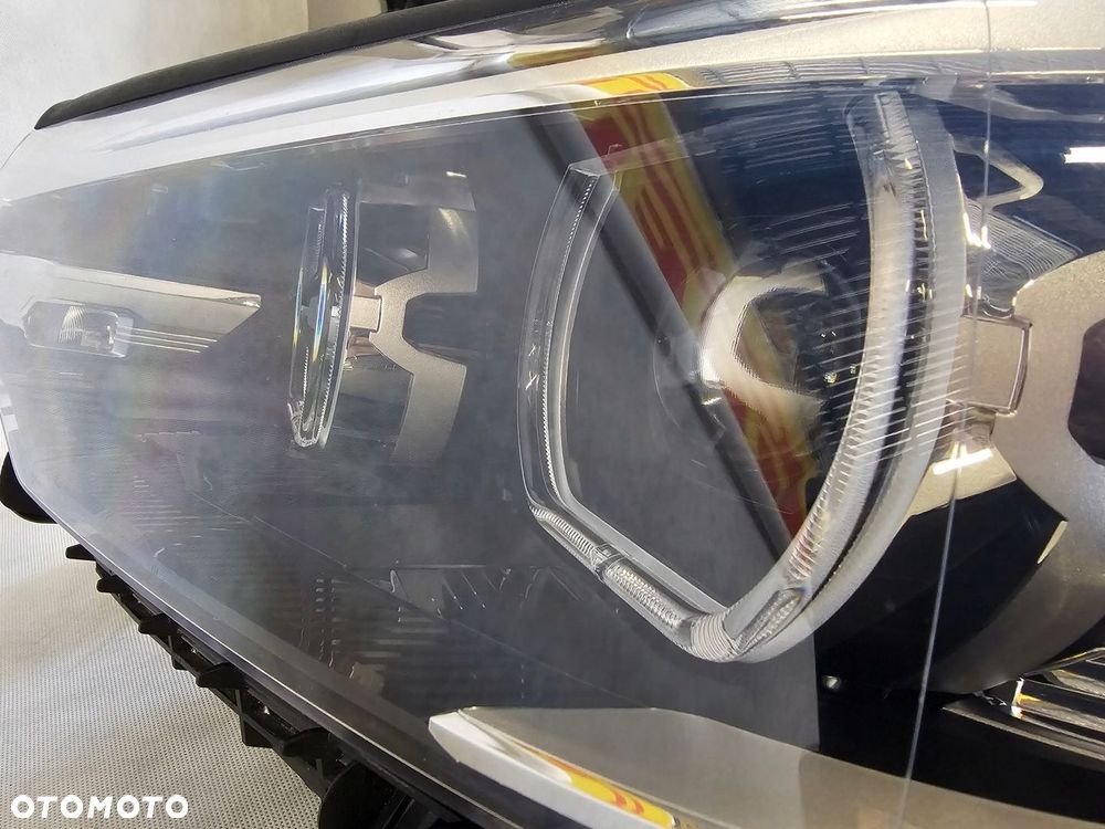 Lampa lewa BMW 5 G30 8499115 - 2