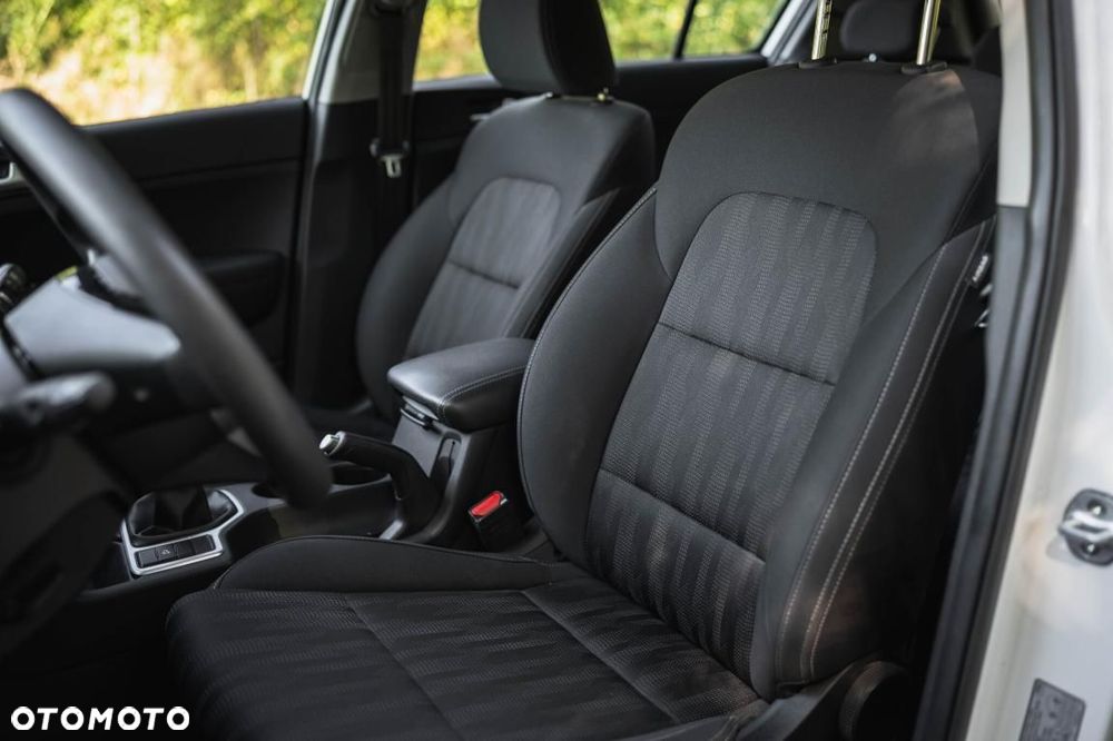 Kia Sportage - 16