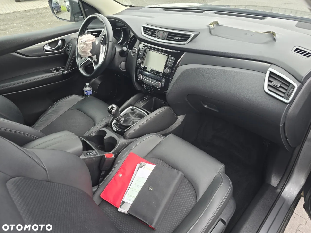 Nissan Qashqai 1.3 DIG-T Tekna - 29