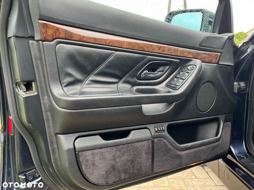 BMW Seria 7 - 20