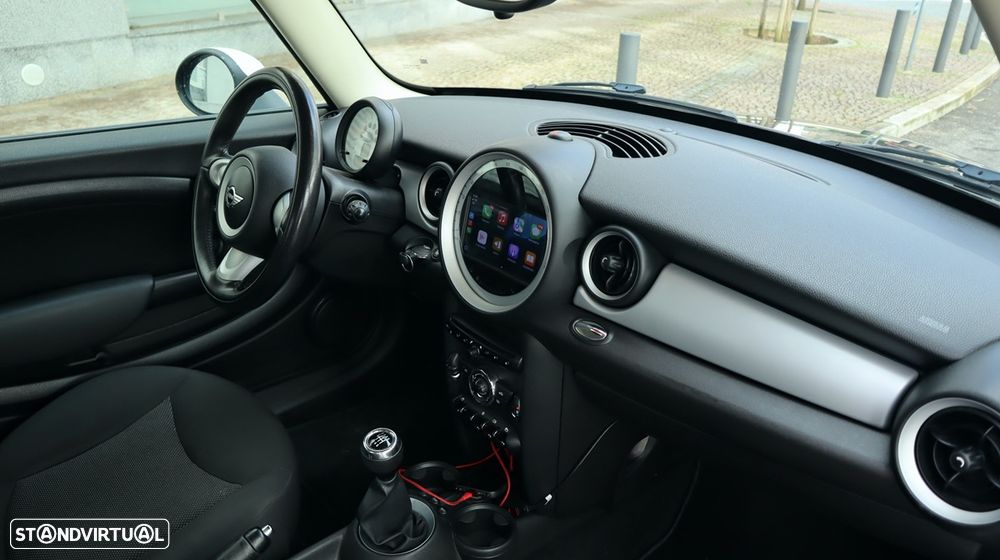 MINI 3 Portas Cooper D - 35