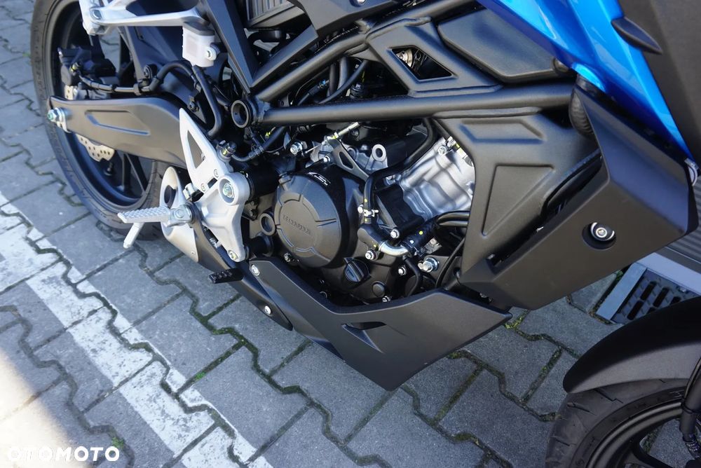 Honda CB - 15