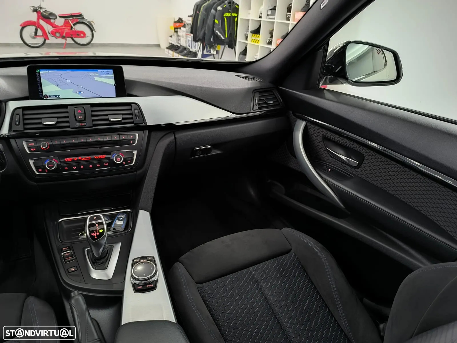 BMW 320 Gran Turismo d xDrive Auto Pack M - 36