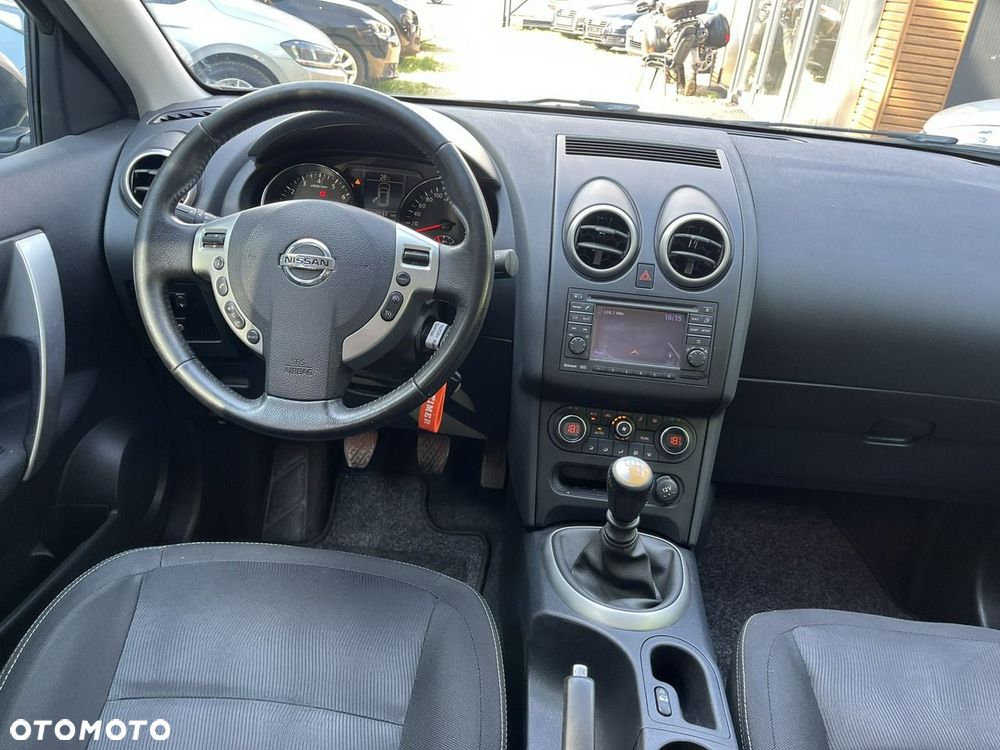 Nissan Qashqai - 11