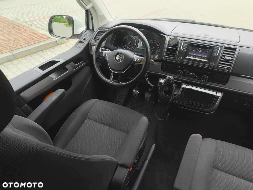 Volkswagen Multivan 2.0 TDI L1 Comfortline 4Motion - 28