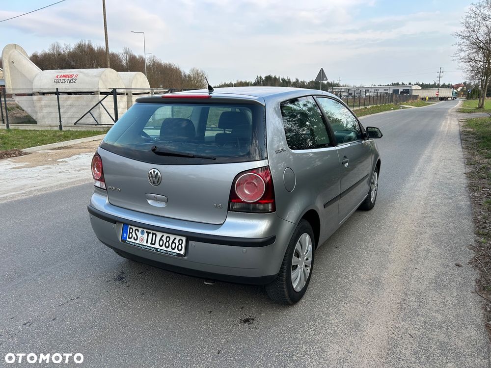 Volkswagen Polo 1.4 16V Sportline - 20