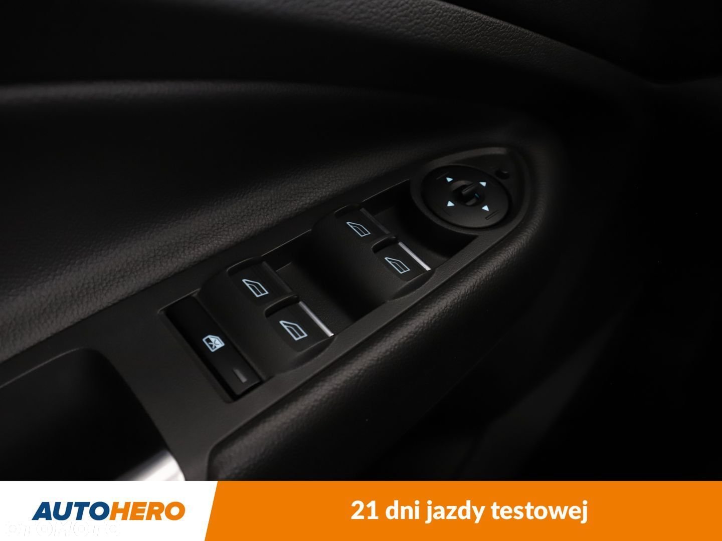 Ford Kuga - 27