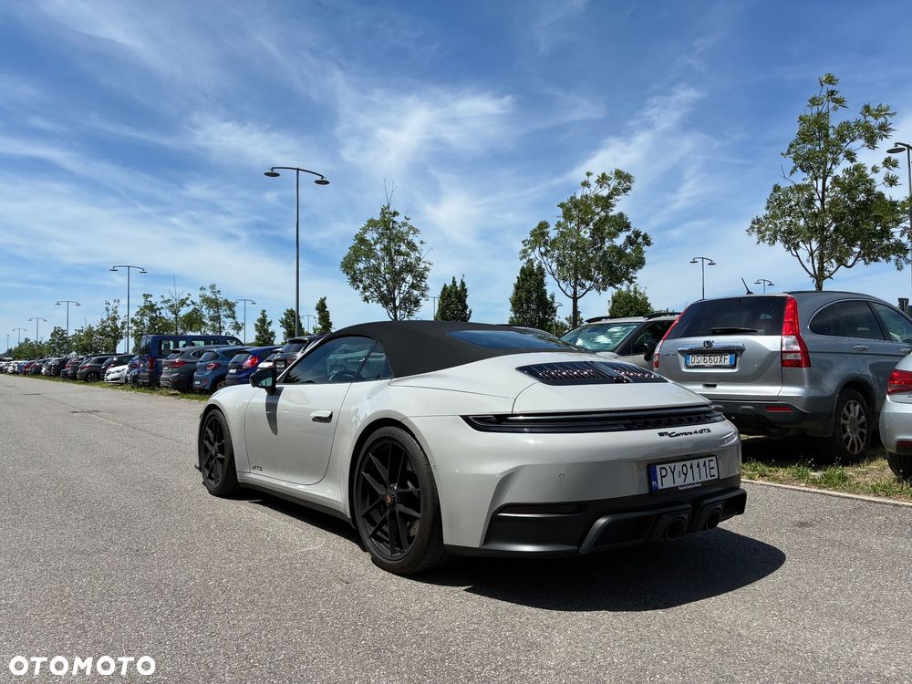 Porsche 911 Carrera T-Hybrid 4 GTS - 3