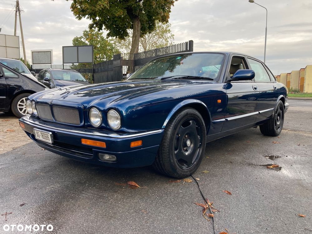 Jaguar XJR 4.0 - 5