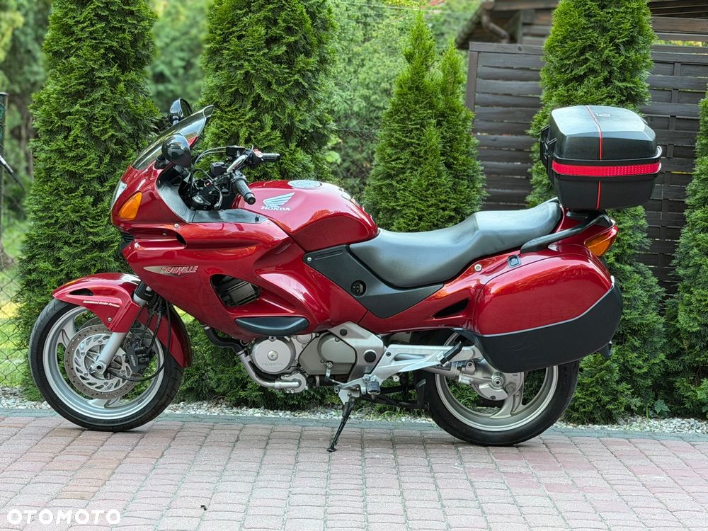 Honda NT - 7