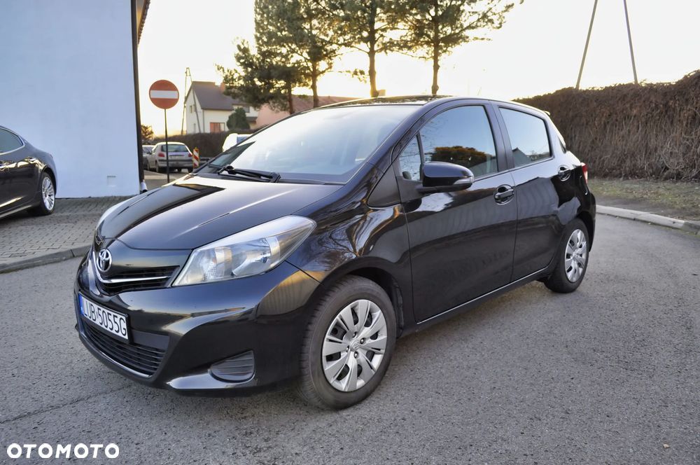 Toyota Yaris - 1