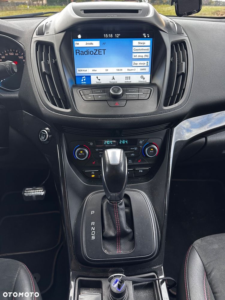 Ford Kuga - 17