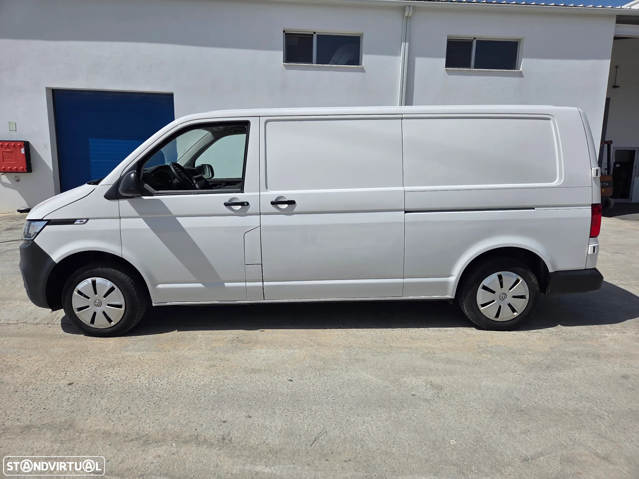 VW Transporter T6 Longa - 4