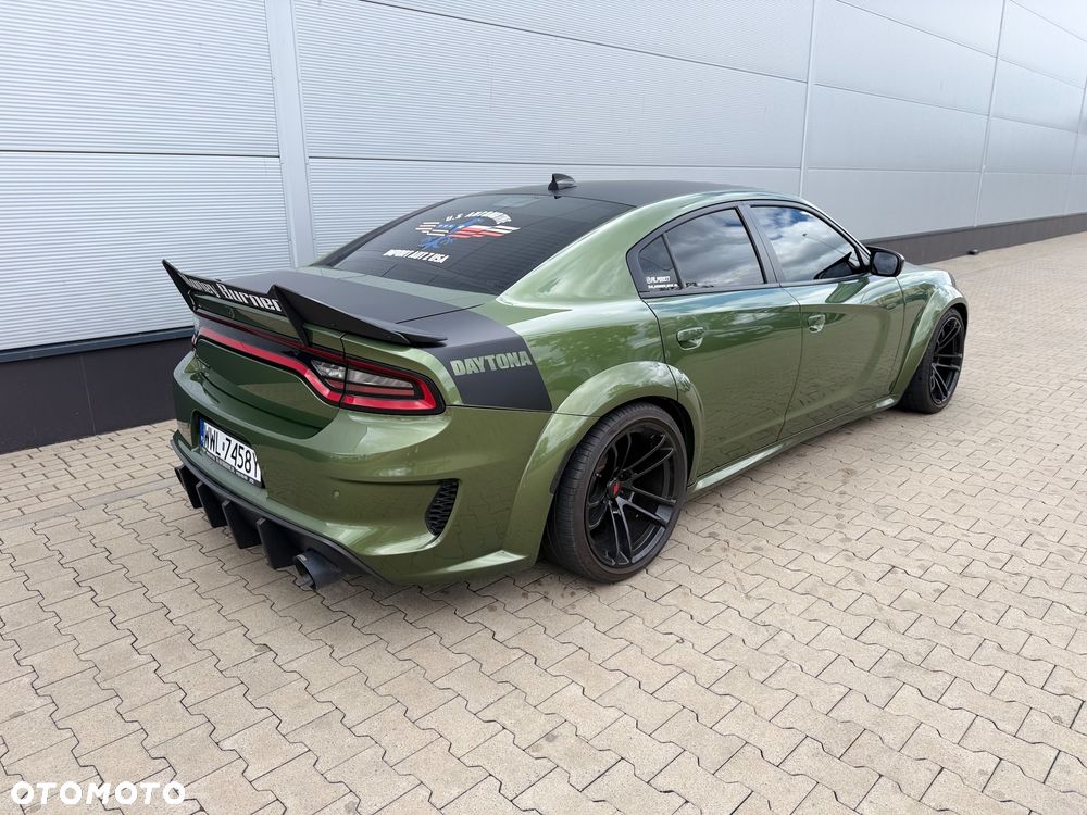 Dodge Charger 5.7 R/T Daytona - 15
