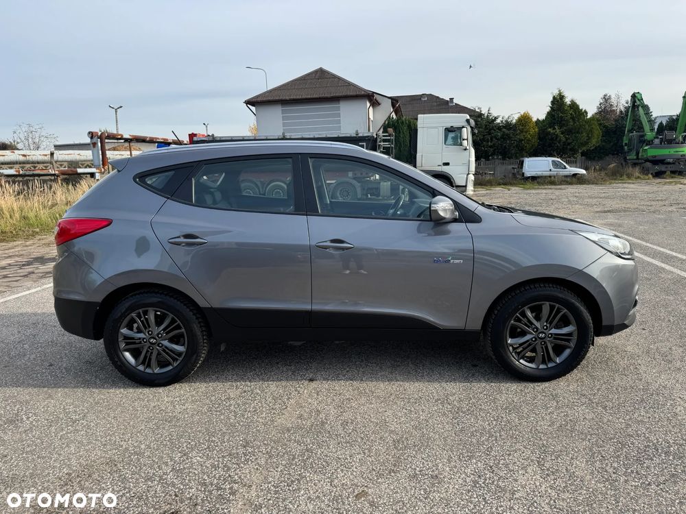 Hyundai ix35 Finale Gold - 11