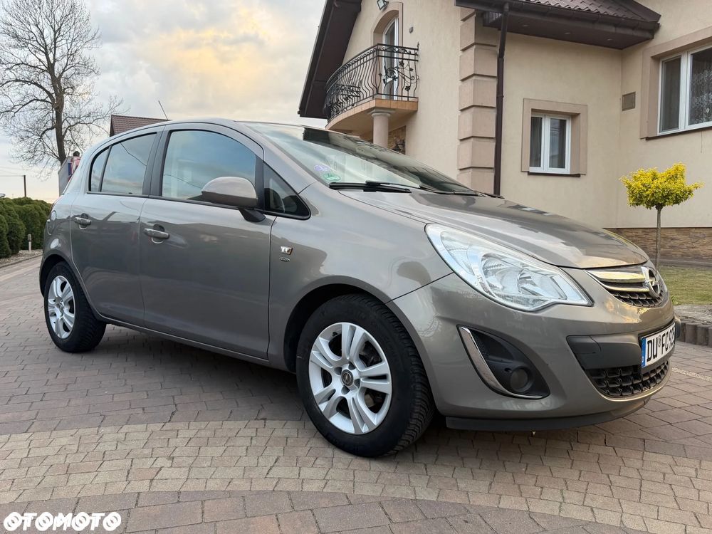 Opel Corsa 1.4 16V Energy - 3