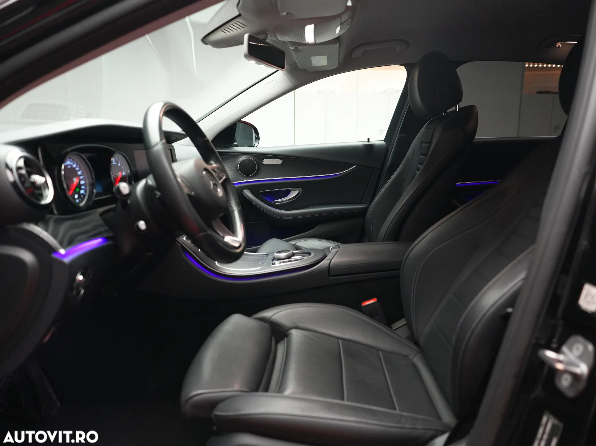 Mercedes-Benz E 200 d 9G-TRONIC AMG Line - 14