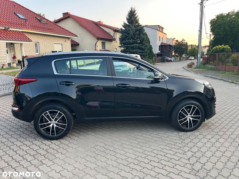 Kia Sportage 1.7 CRDI 2WD Dream-Team Edition - 16