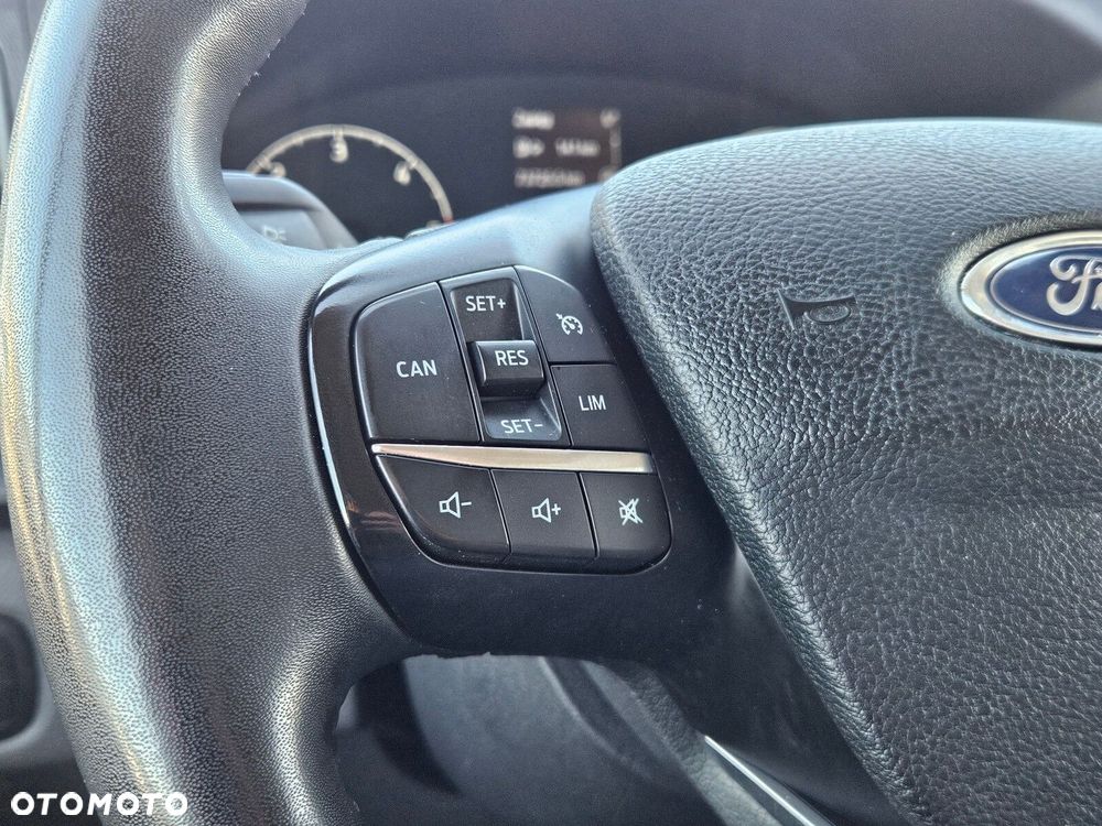 Ford transit-custom L2H1 *99999zł NETTO* Brygadówka 6 osób 2.0TdCi/131KM - 22