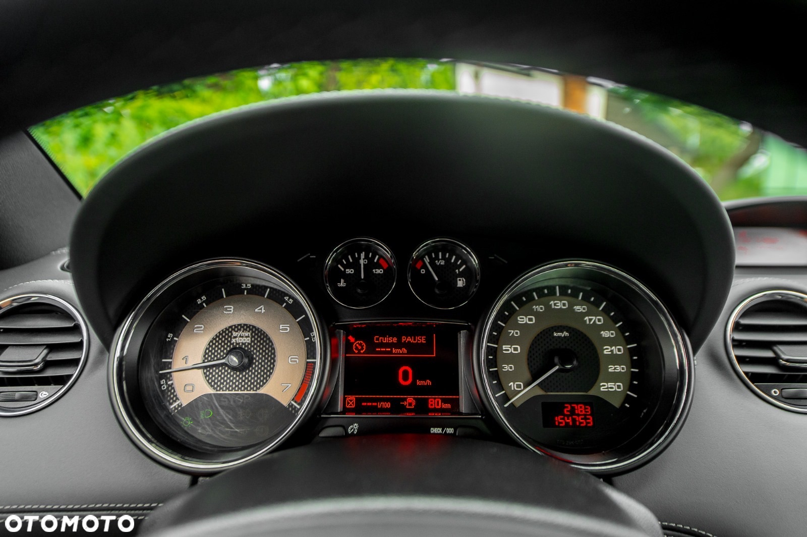 Peugeot RCZ 1.6 200 THP - 26