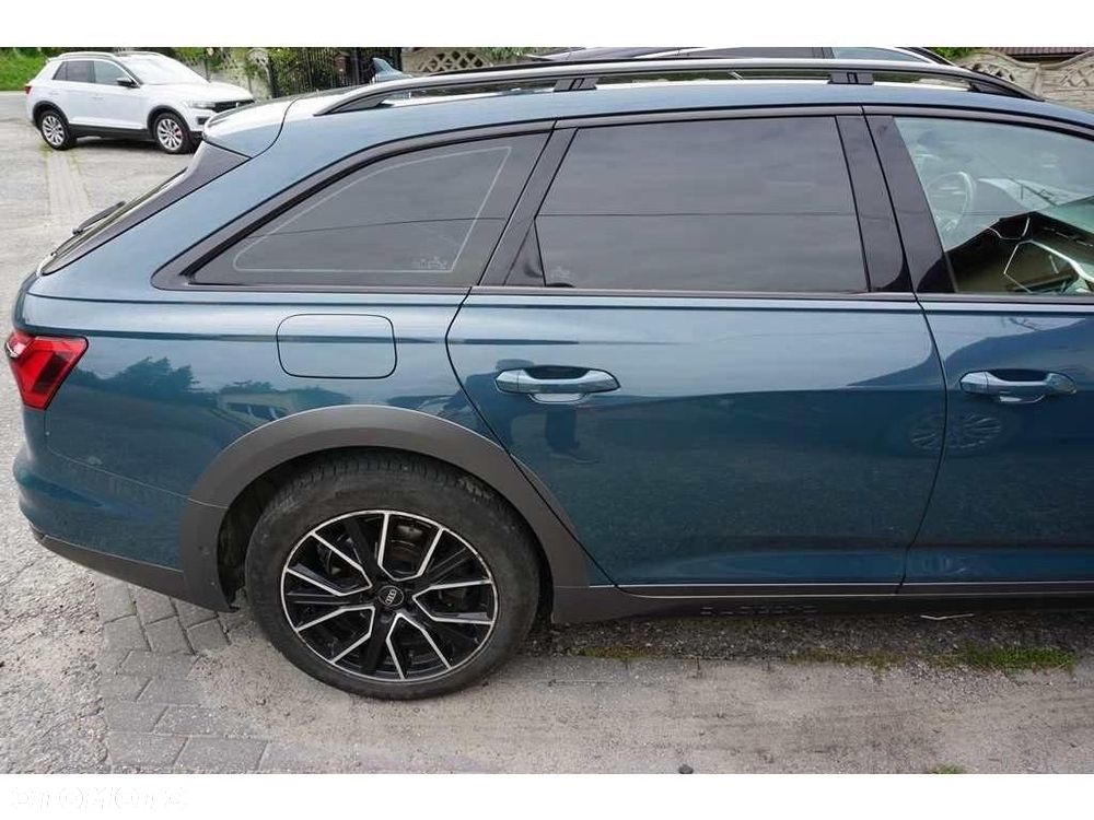 Audi A6 Allroad - 26