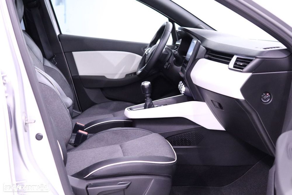 Renault Clio 1.0 TCe Techno - 22