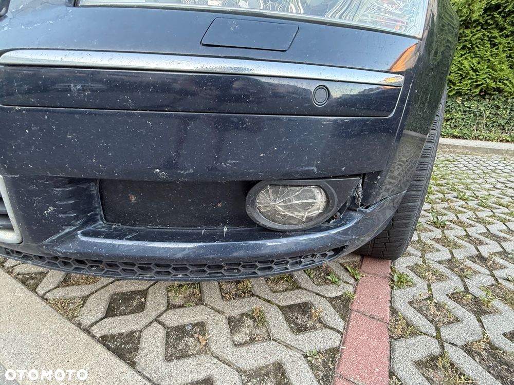 Audi A8 - 2