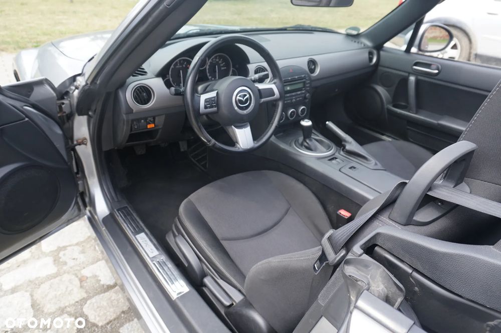 Mazda MX-5 2.0 MZR 3rd Generation - 7