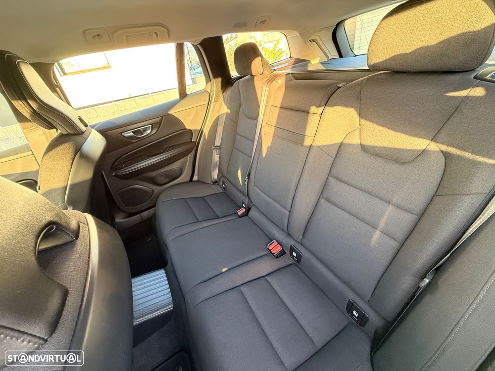 Volvo V60 2.0 T6 AWD TE Inscription - 34