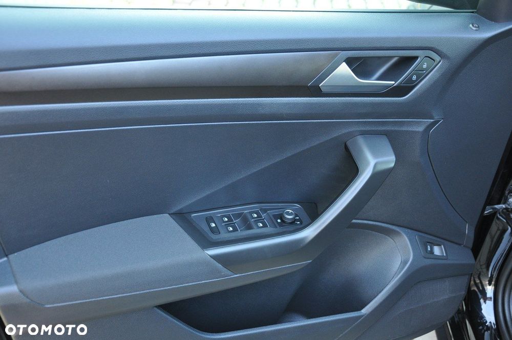 Volkswagen T-Roc 1.5 TSI ACT Advance - 11