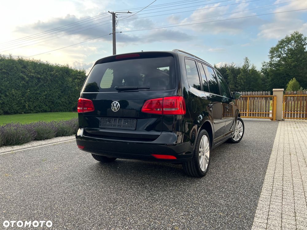 Volkswagen Touran 2.0 TDI DPF Highline - 17