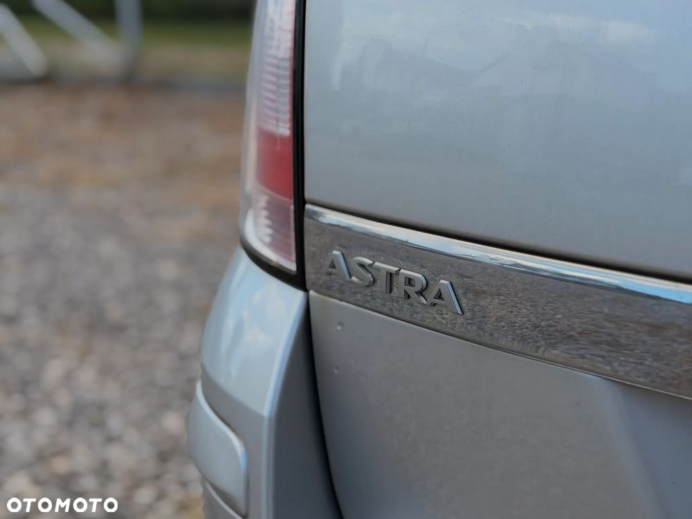 Opel Astra - 16