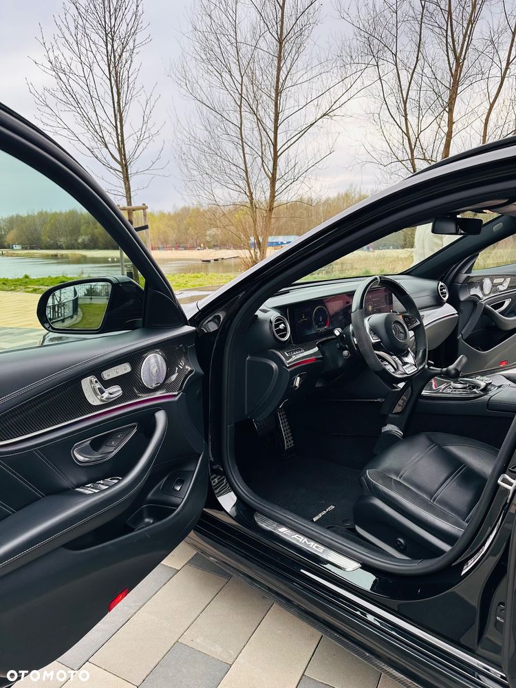 Mercedes-Benz Klasa E AMG 63 S 4-Matic+ - 19