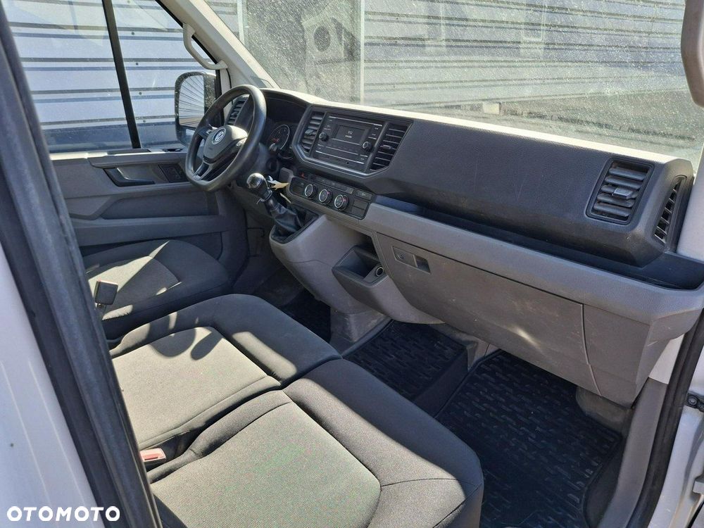 Volkswagen Crafter - 11