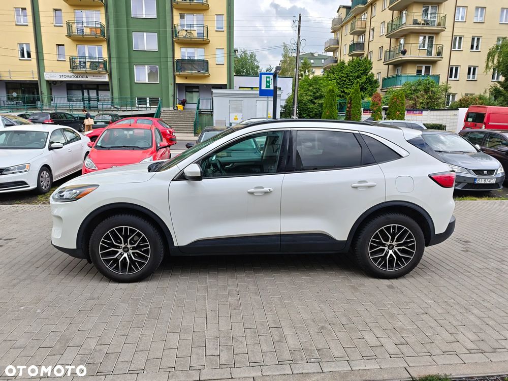 Ford Kuga - 6