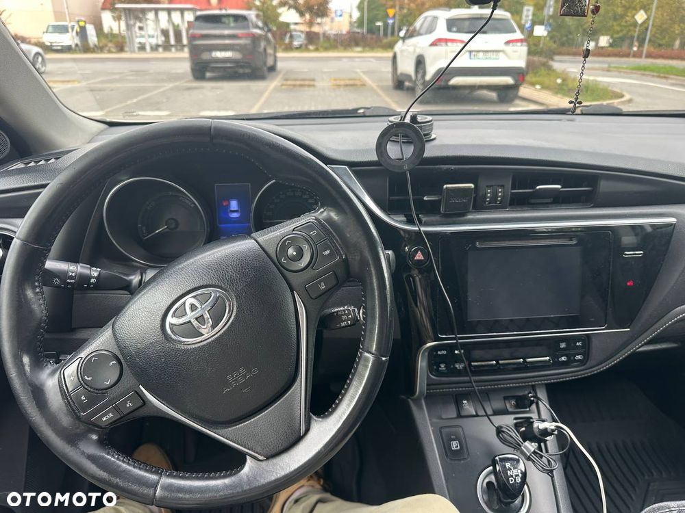 Toyota Auris - 7