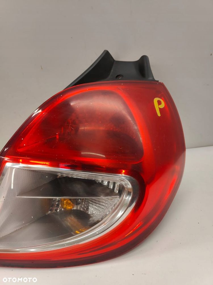 renault clio iii lift 8200776050 lampa prawa tyŁ tylna - 2