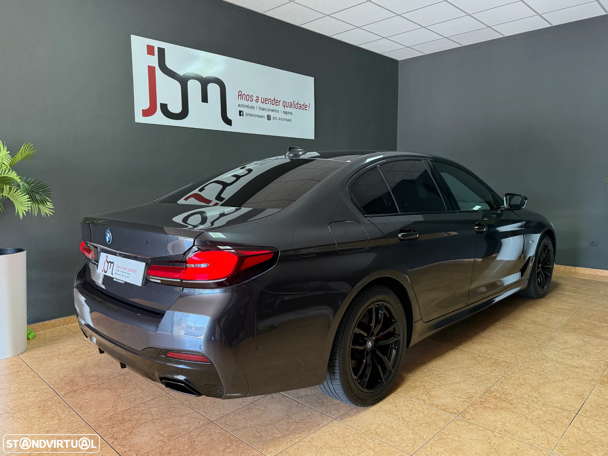 BMW 530 e Pack M - 17