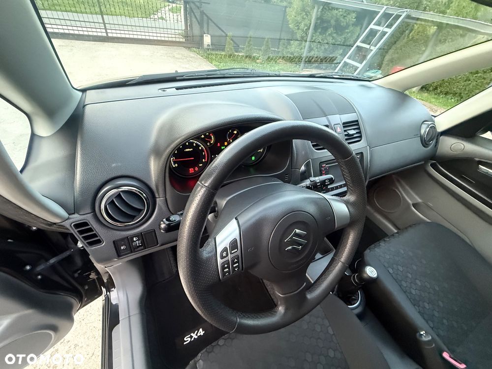 Suzuki SX4 Classic 1.6 VVT 4x4 Style - 17