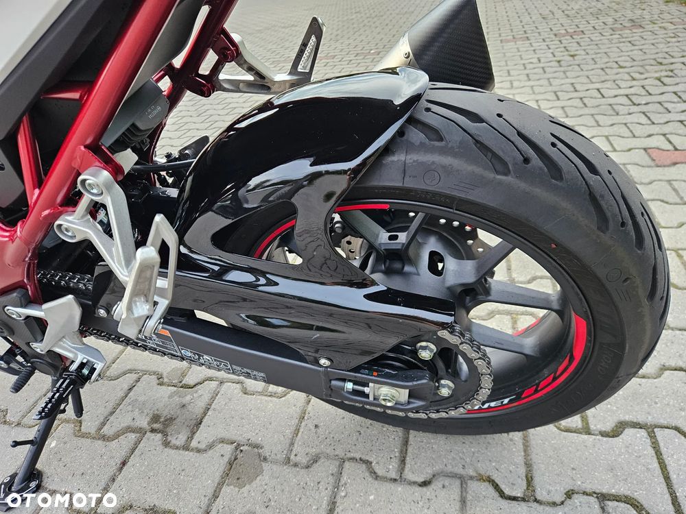 Honda CB - 9
