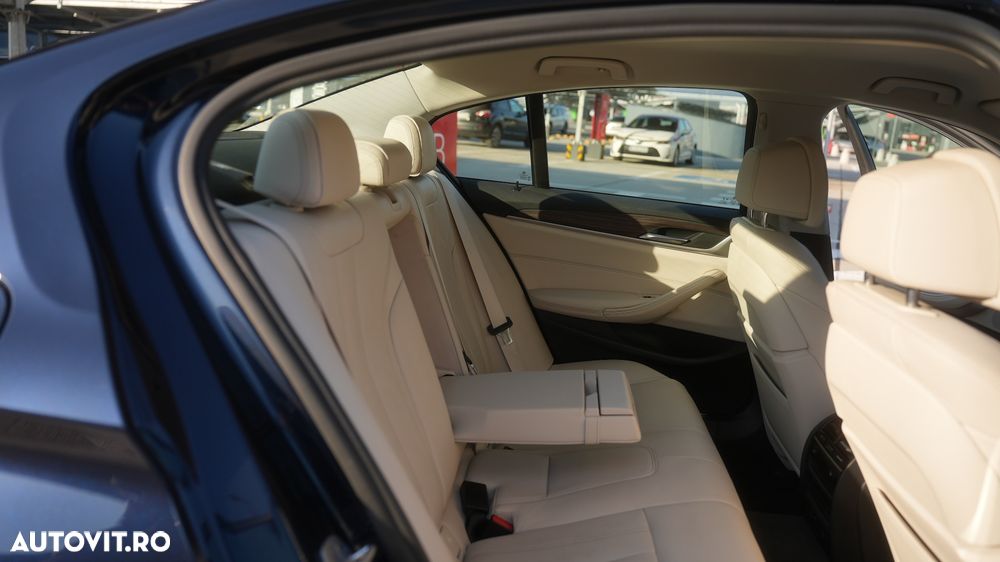 BMW Seria 5 540i Aut. Sport Line - 20