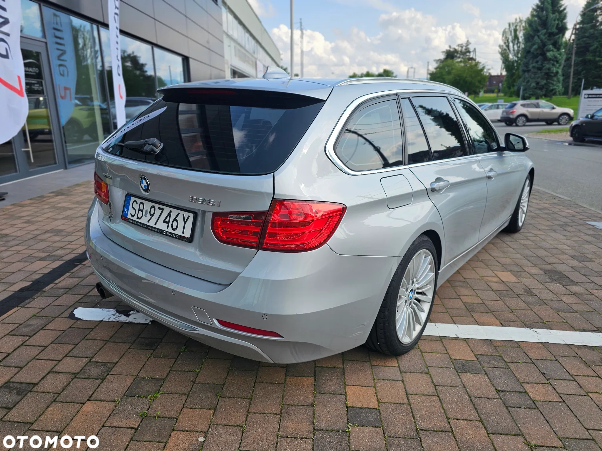 BMW Seria 3 328i Touring xDrive Luxury Line - 4