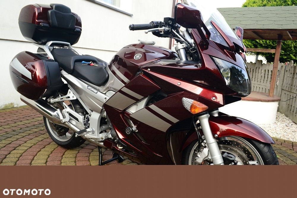 Yamaha FJR - 11