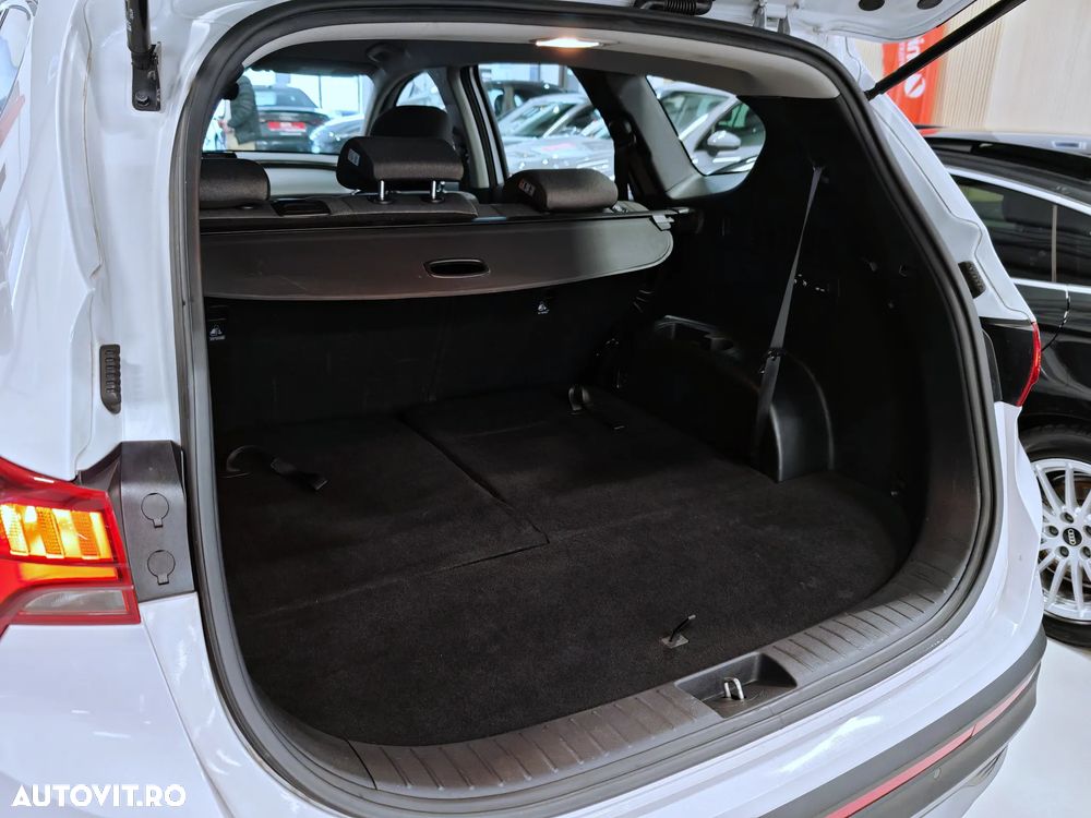 Hyundai Santa Fe 1.6 HEV 2WD Select - 34